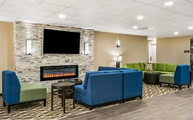 Aspire Hotel And Suites